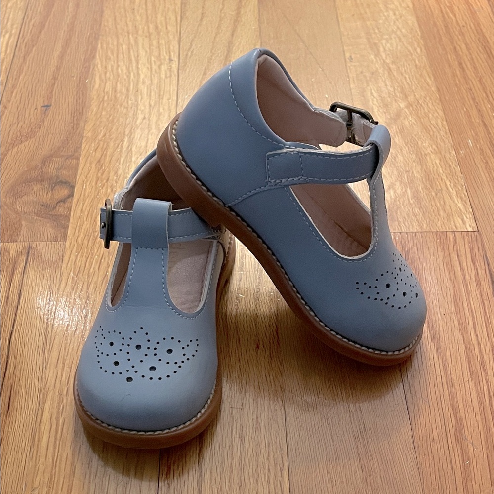 Toddler Leather Light Blue Mary Jane Dress Shoes | Size: 6
